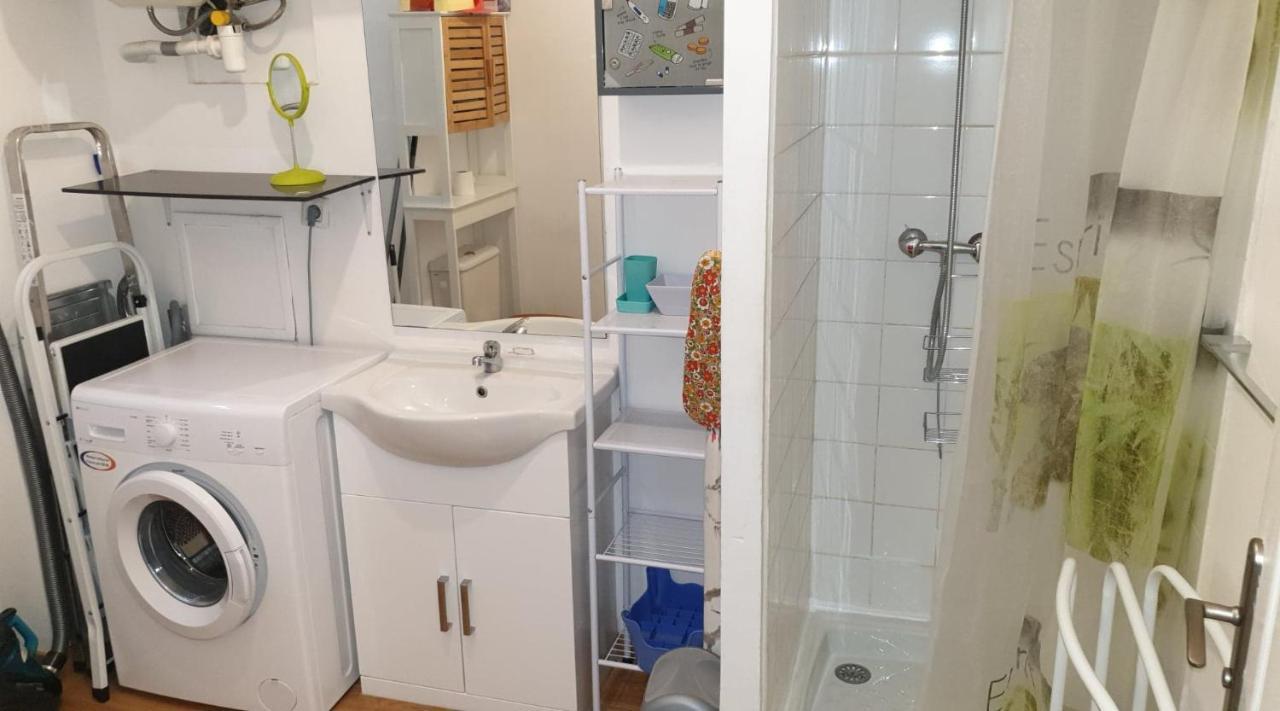 Appartement Au Coeur De Saint-Ambroix - Proche Ales, Uzes Exterior foto